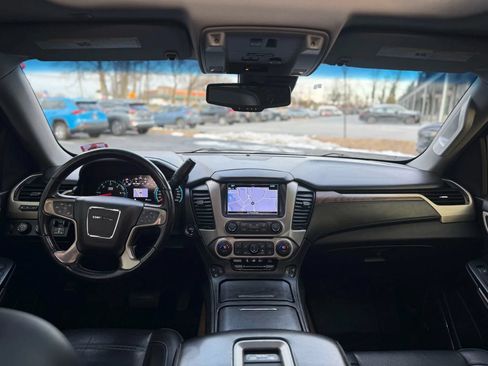 Used 2019 GMC Yukon Denali w/ Denali Ultimate Package AWD/4WD image 44