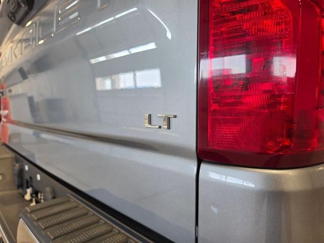 Used 2025 Chevrolet Silverado 1500 LT AWD/4WD image 13
