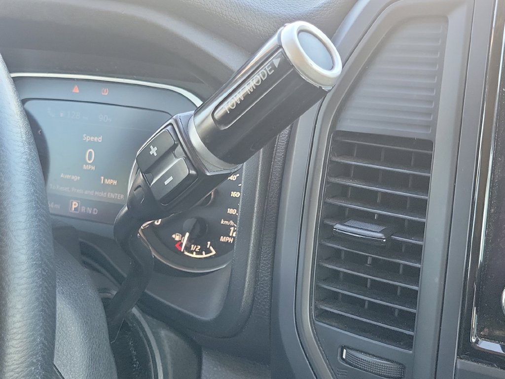 Used 2022 Nissan Titan S RWD image 35