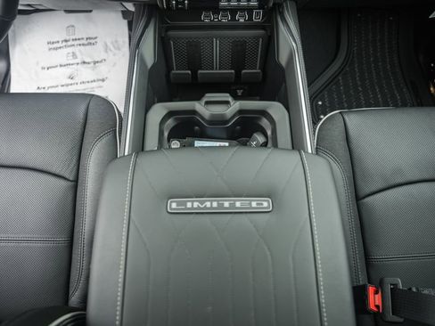 New 2026 RAM 2500 Limited AWD/4WD image 31