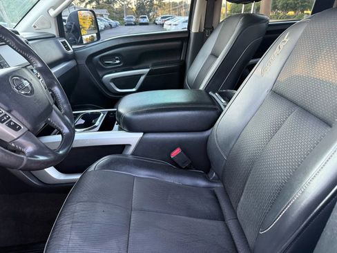 Used 2017 Nissan Titan PRO-4X image 13