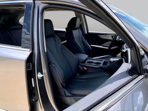 Certified 2026 Acura MDX FWD image 9