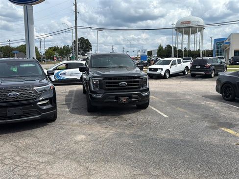 Used 2021 Ford F150 Lariat w/ Equipment Group 502A High image 7