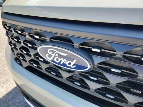 Certified 2025 Ford Maverick Lariat image 22