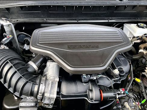 Used 2022 Chevrolet Blazer RS w/ Driver Confidence II Package FWD image 33