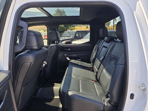 Used 2025 Toyota Tundra Platinum AWD/4WD image 17