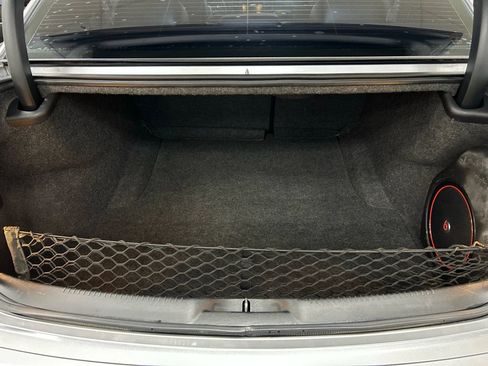 Used 2018 Chrysler 300 S w/ 300S Premium Group image 6