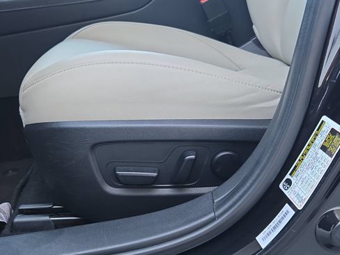 Used 2025 MAZDA CX-30 AWD 2.5 S w/ Preferred Package image 23