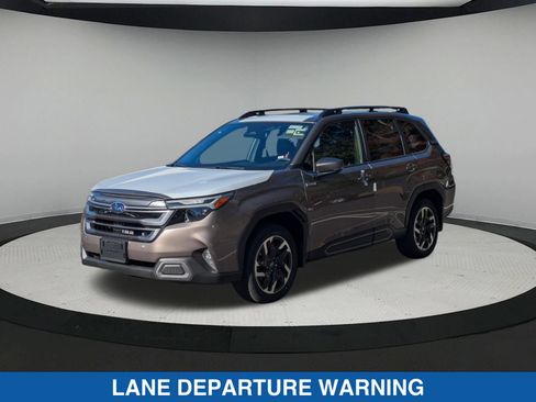 Certified 2025 Subaru Forester Limited AWD/4WD image 6