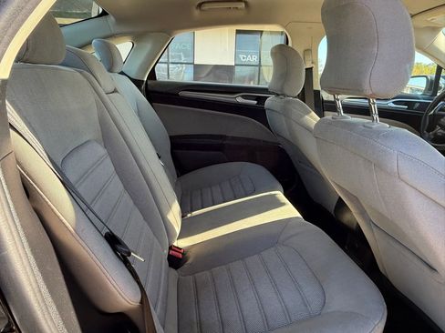 Used 2019 Ford Fusion S FWD image 22