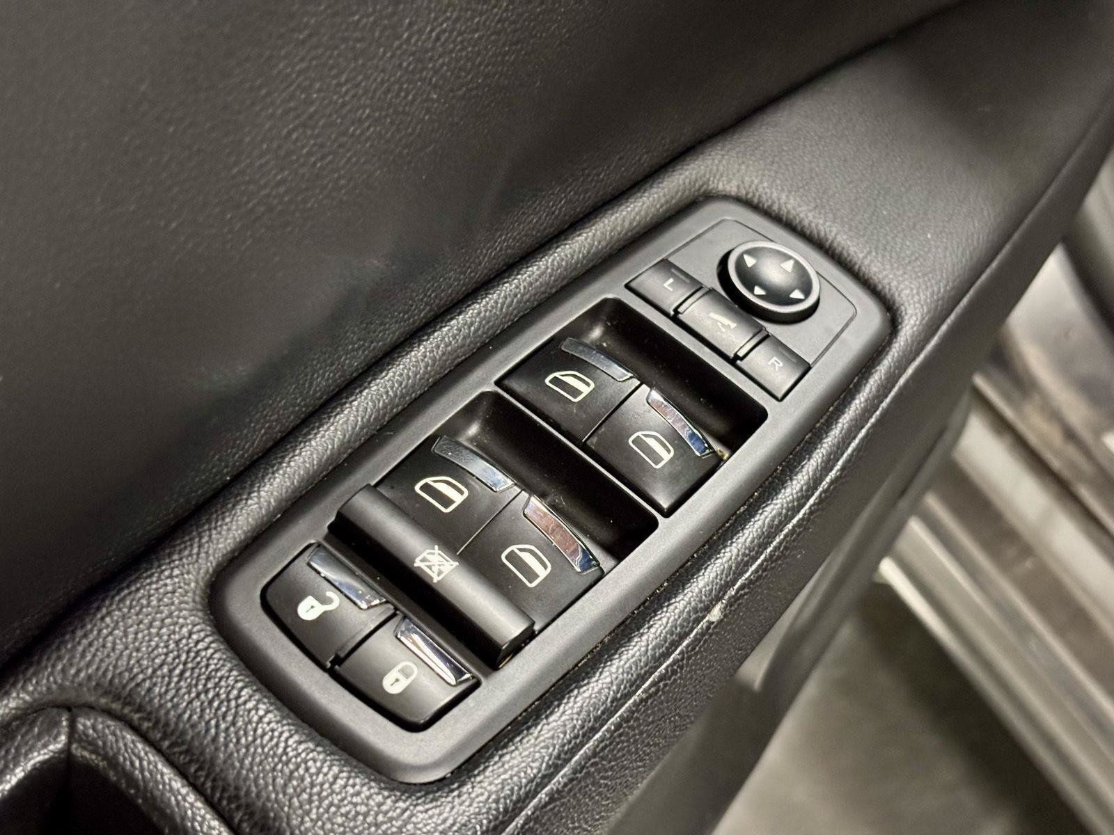 Used 2017 Maserati Ghibli RWD image 13