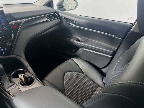 Certified 2022 Toyota Camry SE w/ Convenience Package FWD image 21