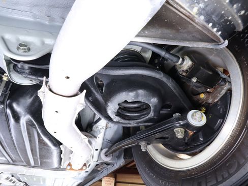 Used 1987 Acura Legend L image 52