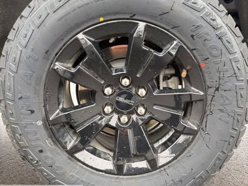 Used 2022 GMC Canyon AT4 image 67