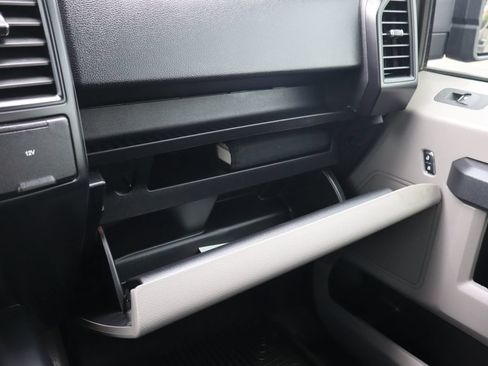 Used 2018 Ford F150 XL w/ Equipment Group 101A Mid AWD/4WD image 36