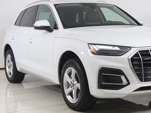 Used 2023 Audi Q5 2.0T Premium w/ Convenience Package AWD/4WD image 37