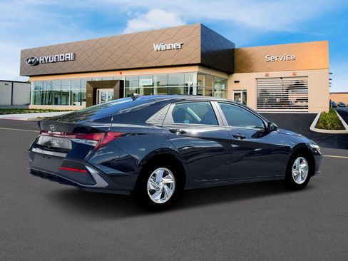 New 2026 Hyundai Elantra SE w/ Cargo Package image 8