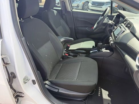 Used 2020 Nissan Versa S image 31