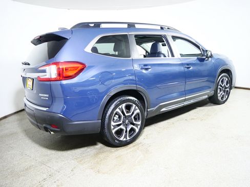 Used 2023 Subaru Ascent Limited w/ Technology Package AWD/4WD image 7