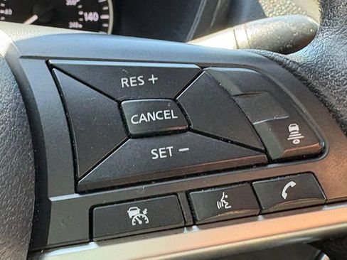 Used 2023 Nissan Sentra SV FWD image 15