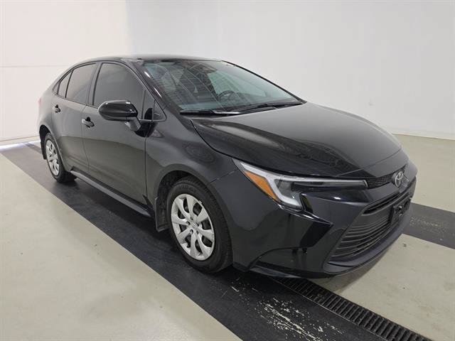 Certified 2026 Toyota Corolla LE FWD image 33