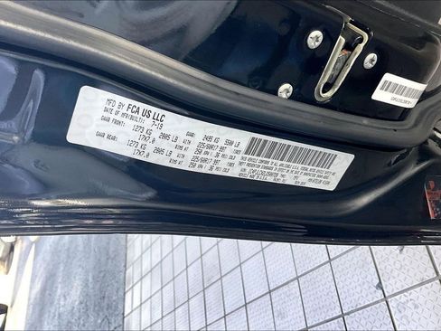 Used 2020 Jeep Cherokee Latitude FWD image 36