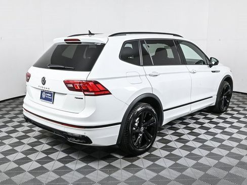 Used 2024 Volkswagen Tiguan SE R-Line image 26