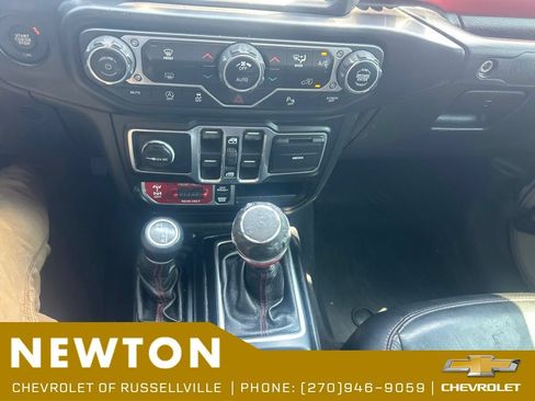 Used 2020 Jeep Gladiator Rubicon AWD/4WD image 7