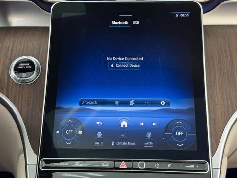 Used 2024 Mercedes-Benz GLC 300 GLC 300 image 32