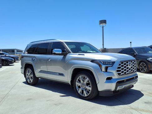 Used 2026 Toyota Sequoia Capstone AWD/4WD image 8