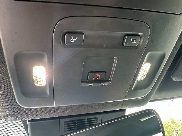 Used 2026 Toyota Camry SE w/ Multimedia Upgrade Package FWD image 32