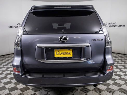 Used 2023 Lexus GX 460 Premium w/ Premium Package image 8
