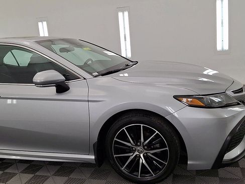 Certified 2021 Toyota Camry SE w/ Cold Weather Package image 6