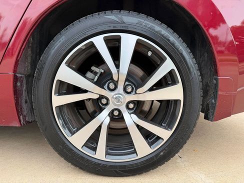 Used 2016 Nissan Maxima 3.5 SL FWD image 29