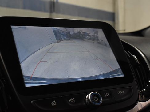 Used 2018 Chevrolet Volt Premier image 13