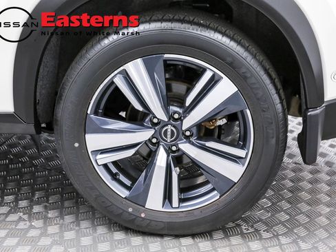 Used 2023 Nissan Rogue SL w/ SL Premium Package AWD/4WD image 35