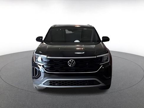 Used 2026 Volkswagen Atlas Cross Sport SE AWD/4WD image 16