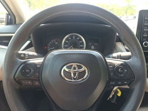 Used 2021 Toyota Corolla LE w/ Carpet Mat Package (TMS) FWD image 16