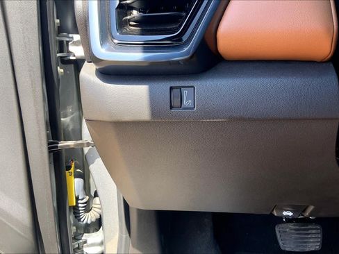 Used 2023 GMC Canyon AT4 w/ AT4 Premium Package AWD/4WD image 36