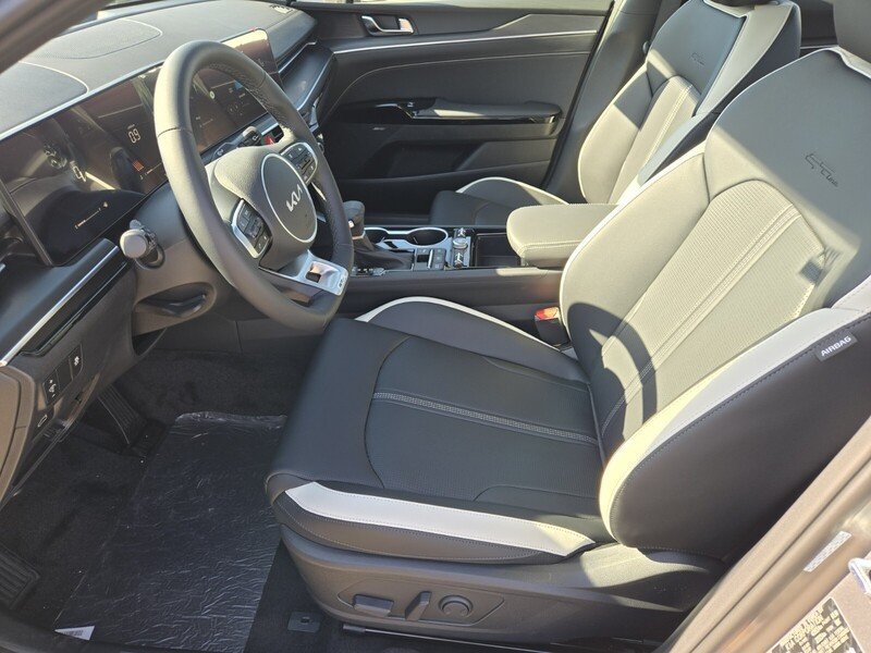 New 2026 Kia K5 GT-Line w/ GT-Line Premium Package FWD image 6