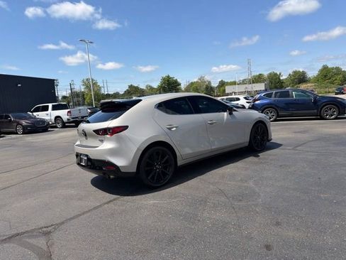 Used 2023 MAZDA MAZDA3 Hatchback w/Premium Plus Pkg AWD/4WD image 8