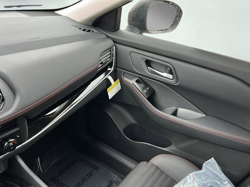 New 2026 Nissan Rogue Rock Creek image 23