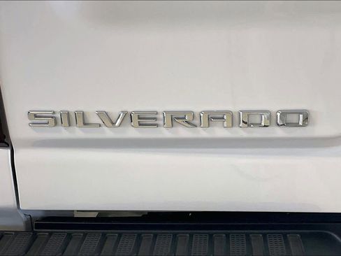 Used 2024 Chevrolet Silverado 2500 High Country w/ High Country Premium Package AWD/4WD image 31