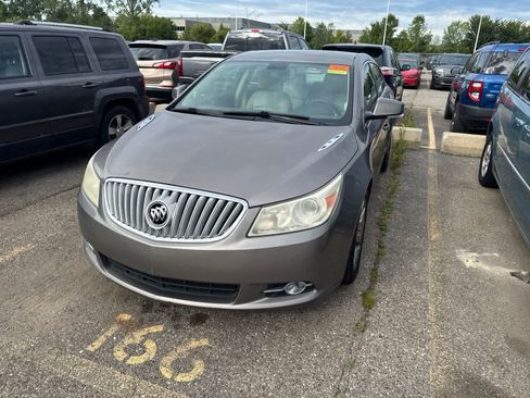 Used 2010 Buick LaCrosse CXL FWD image 2