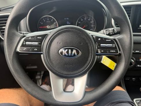 Used 2020 Kia Sportage LX FWD image 15