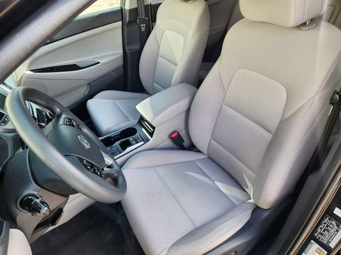 Used 2016 Hyundai Tucson SE w/ Option Group 02 AWD/4WD image 10