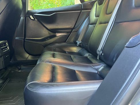 Used 2019 Tesla Model S Performance AWD/4WD image 21