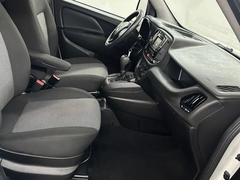 Used 2019 RAM ProMaster City Tradesman FWD image 31