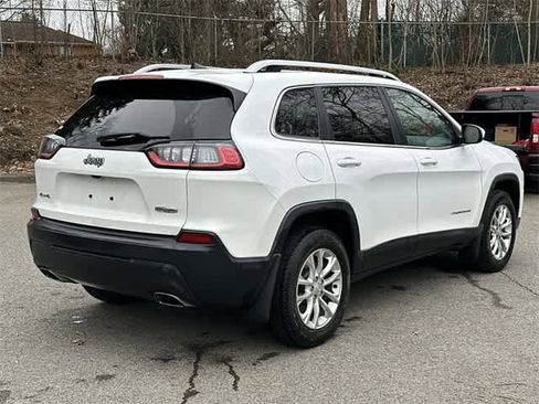 Used 2019 Jeep Cherokee Latitude w/ Popular Appearance Group image 22