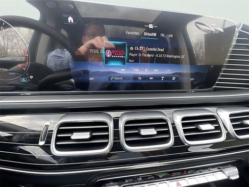 New 2025 Mercedes-Benz GLE 580 4MATIC image 14